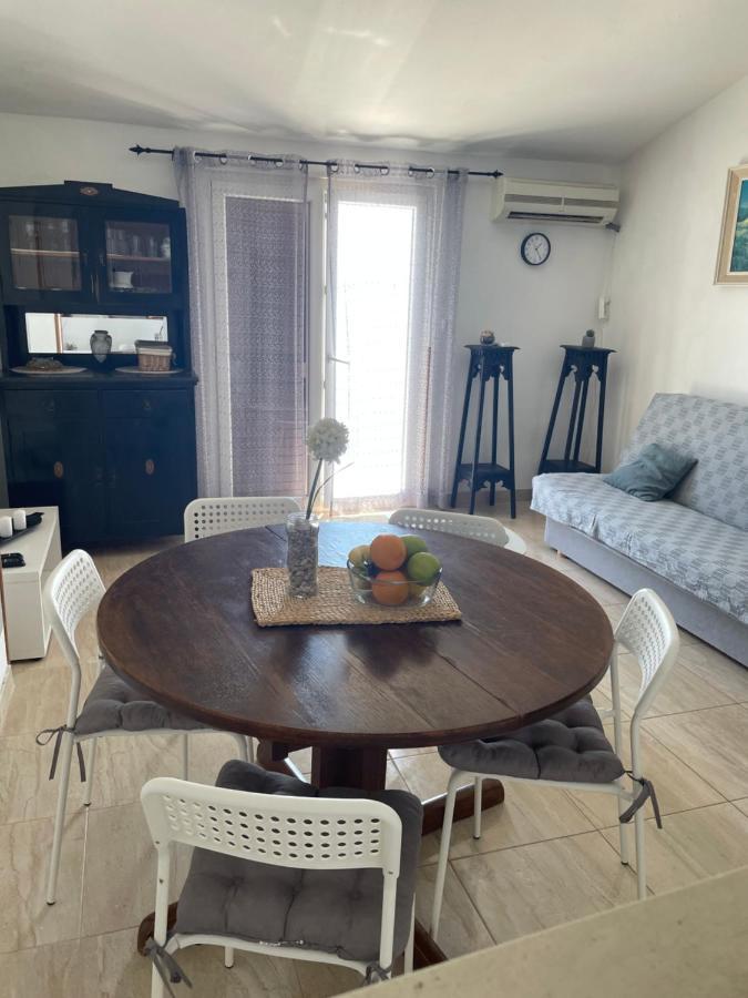 Apartman Gabrijel Podgora Eksteriør billede